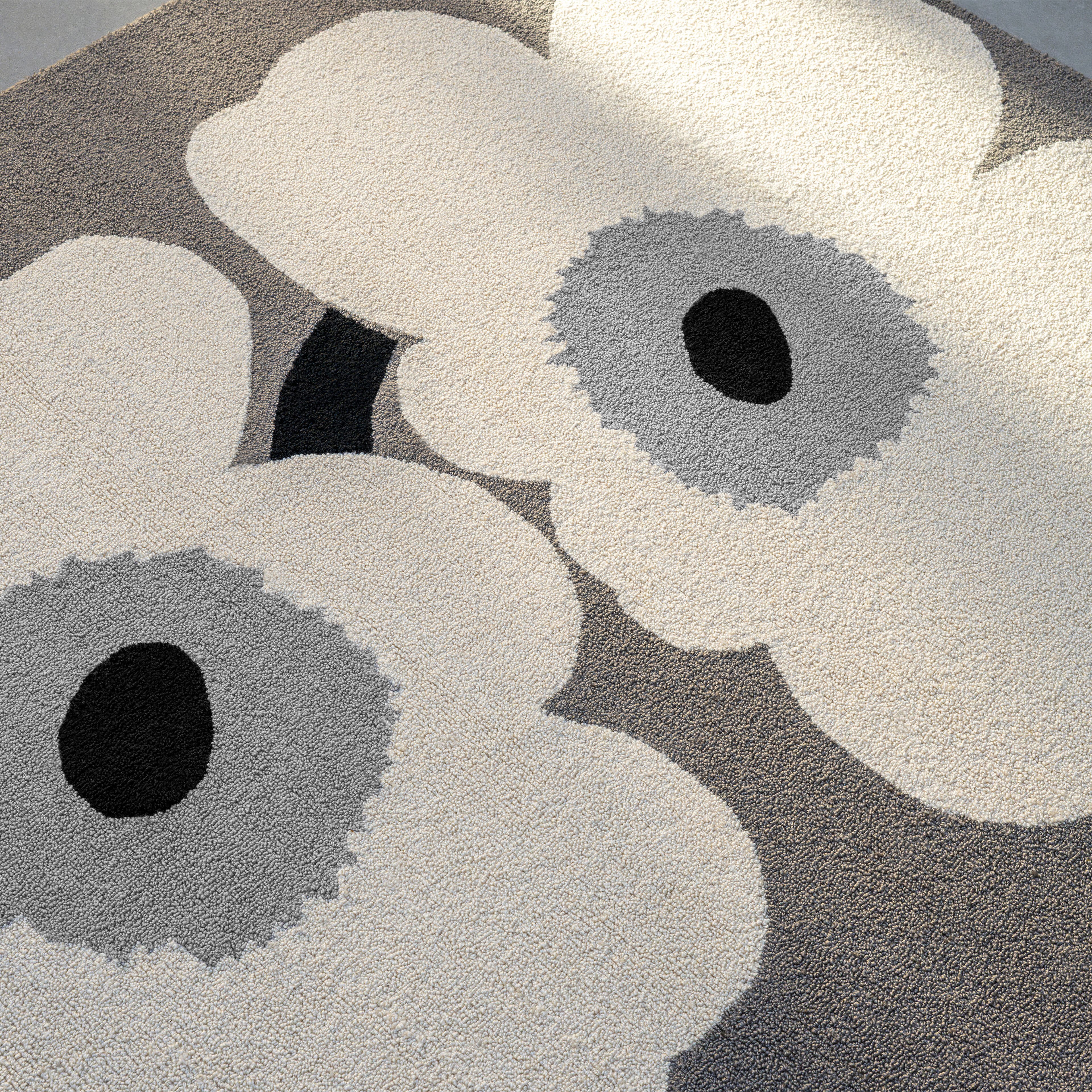 Marimekko Unikko 60th Anniversary utomhusmatta 250 x 350 cm, grå