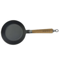 Exclusive Line gjutjärnsstekpanna utsvängd kant 18 cm, ek