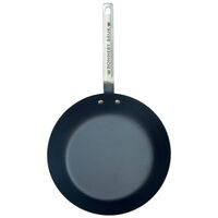 Carbon hiiliteräspannu 30 cm
