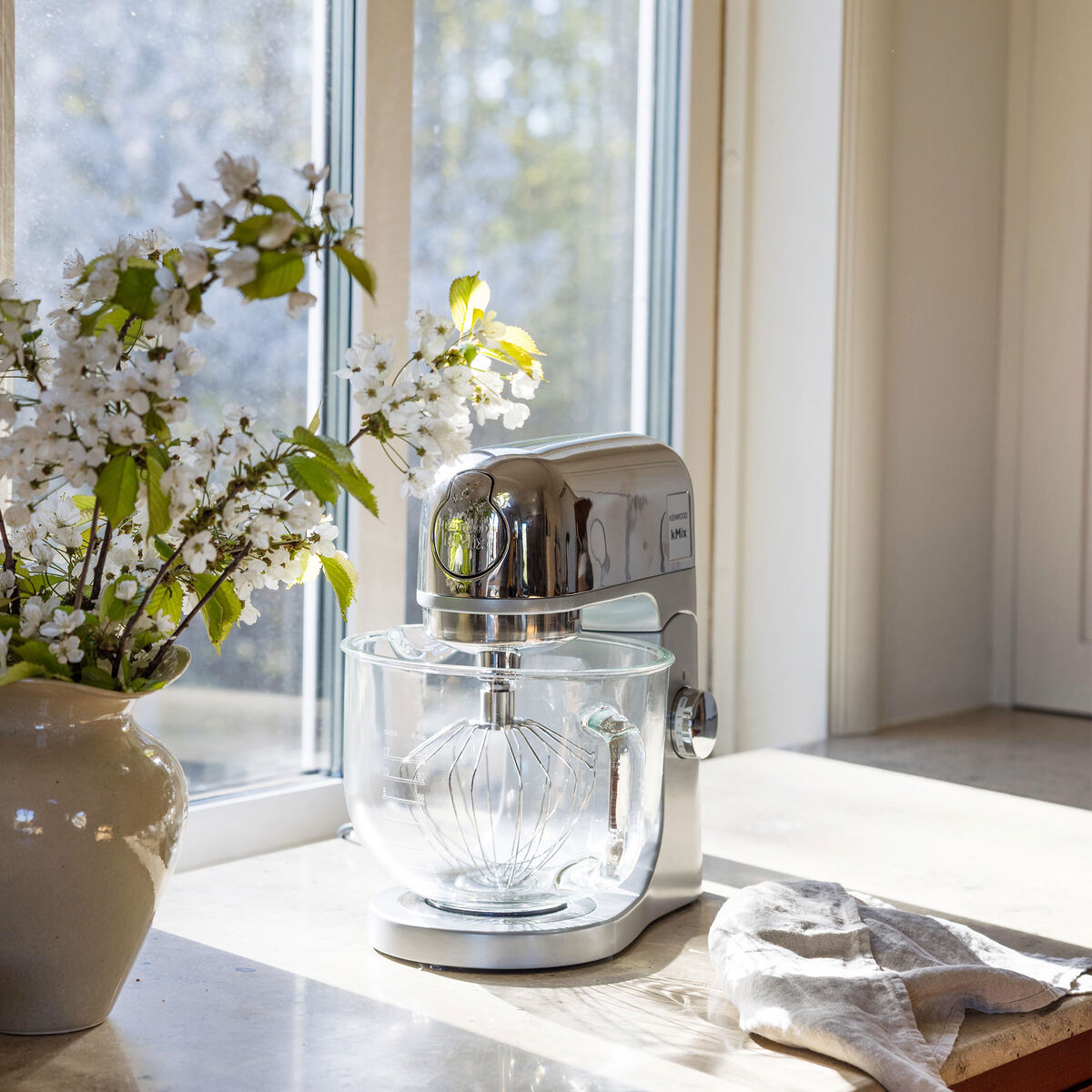 kMix KMX760CH köksassistent med extra glasskål 5 liter, krom