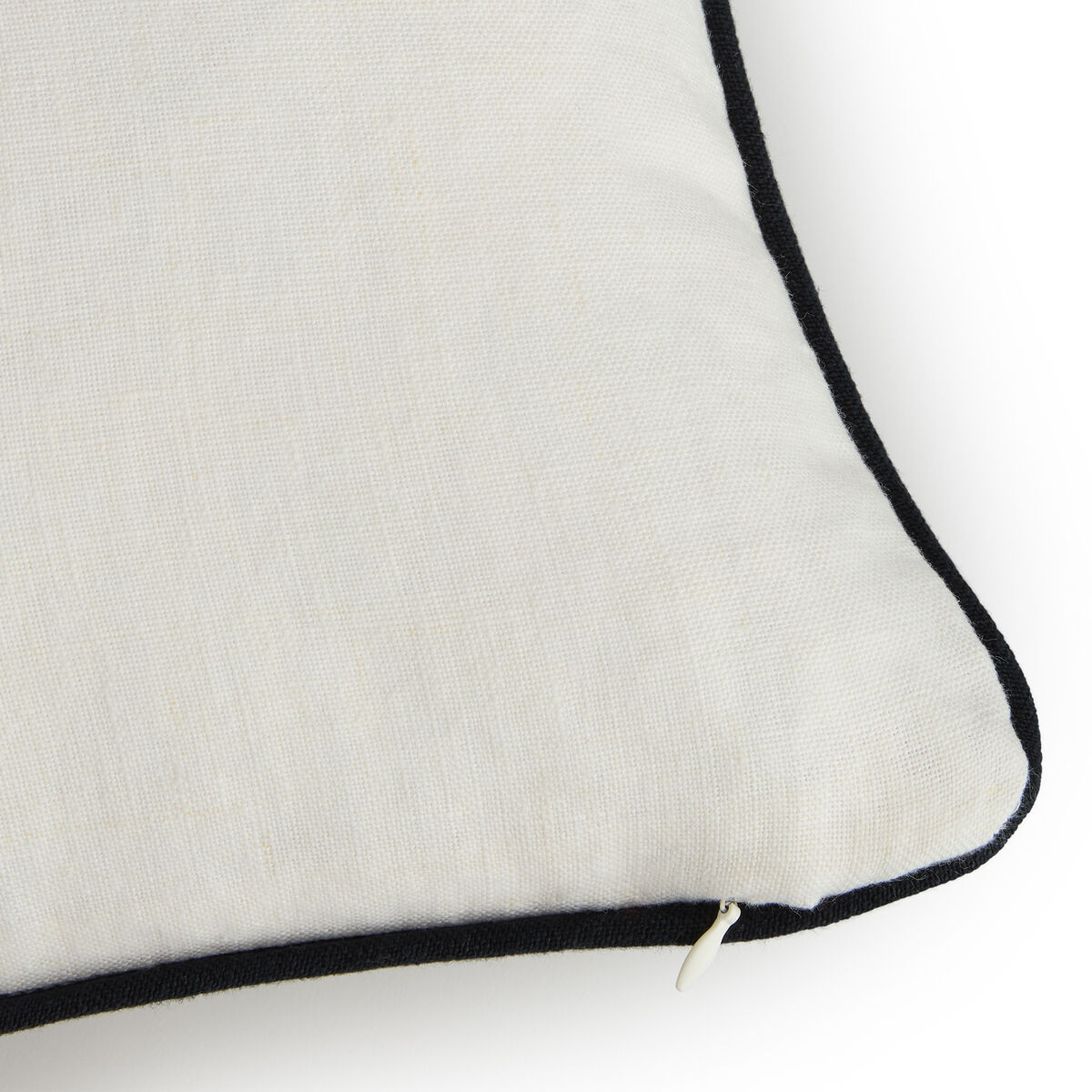 Decotique Soft pude 40 x 60 cm, offwhite/sort