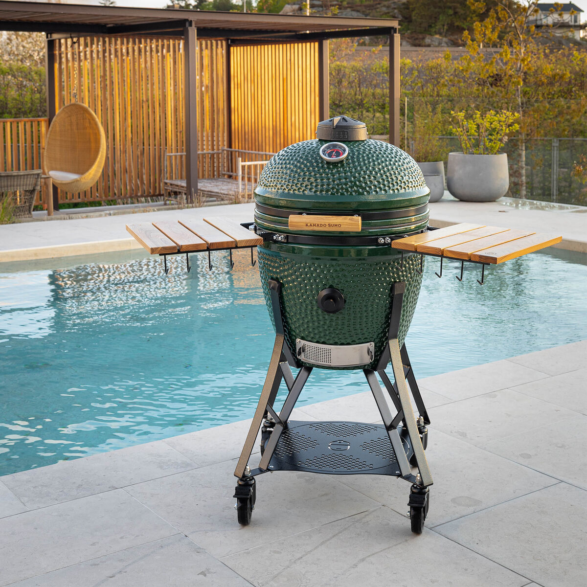 Kamado Sumo Large Gen 2 kamadogrill med Grillmesterens rotisseri, grønn