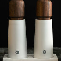 Tabletopper bakke til salt- og peberkværn, white marble