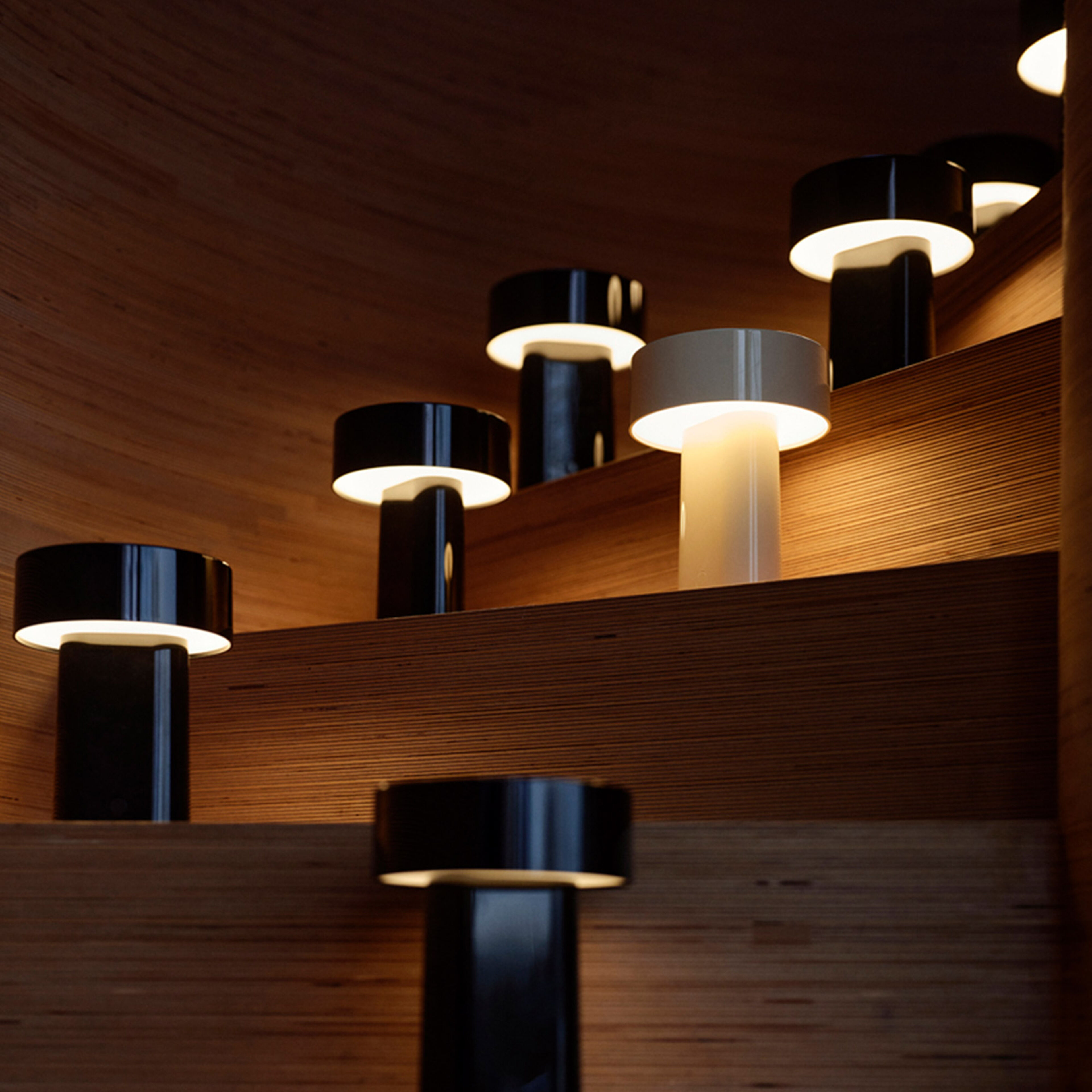 Oblong lampa, svart
