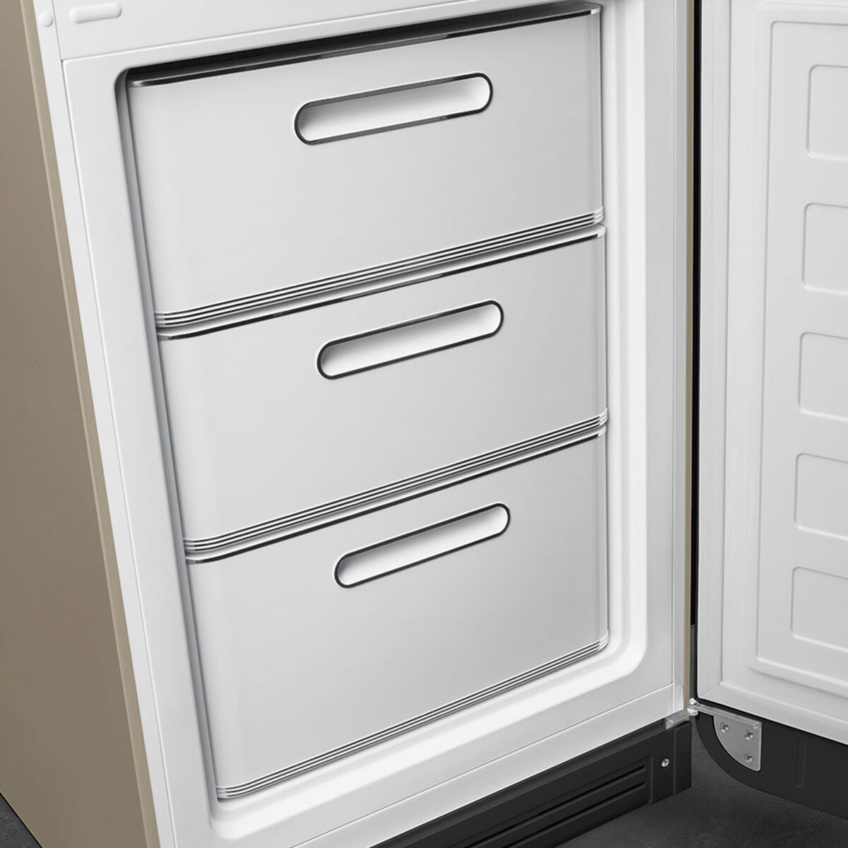 Smeg kombineret køle- og fryseskab FAB32RMLM6, højrehængt, 197 cm — Moonlight mat