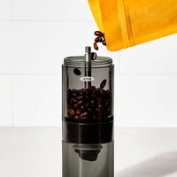Brew manuell kaffekvern