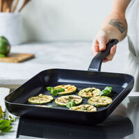 Essence grillpanna 28 cm, svart