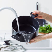 Essence gryta 24 cm med lock, svart