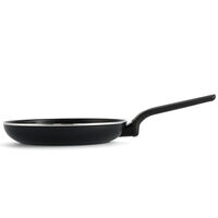Essence stekpanna 26 cm, svart