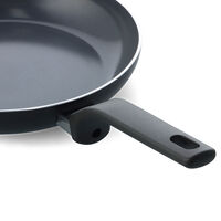 Essence stekpanna 30 cm, svart