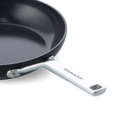 Advanced Hard Anodized stekpanna 20 cm, svart
