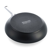 Advanced Hard Anodized stekpanna 24 cm, svart