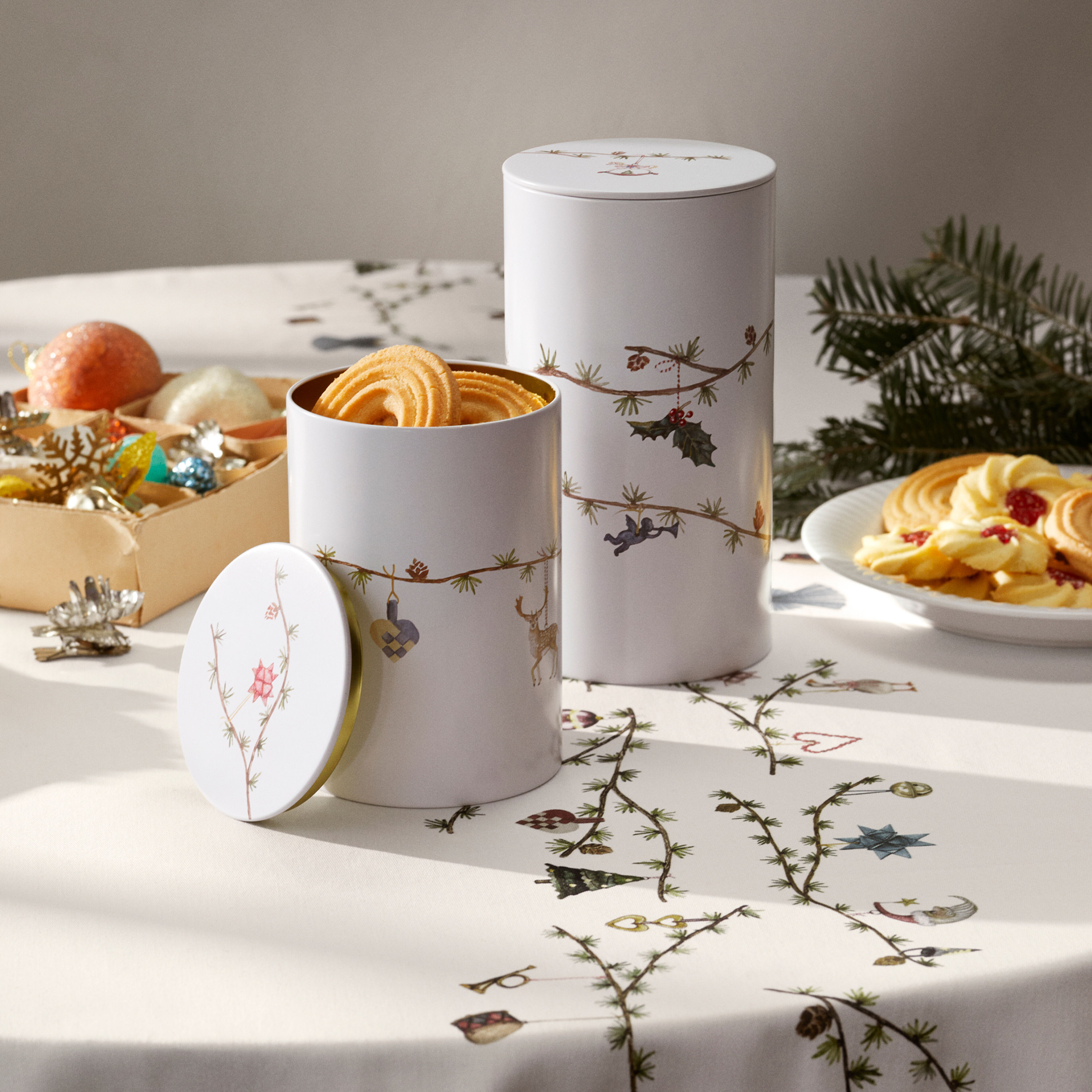 Hammershøi Christmas duk 150 × 270 cm, vit