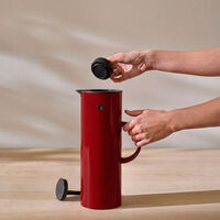 EM77 termokande 1 liter, cherry red