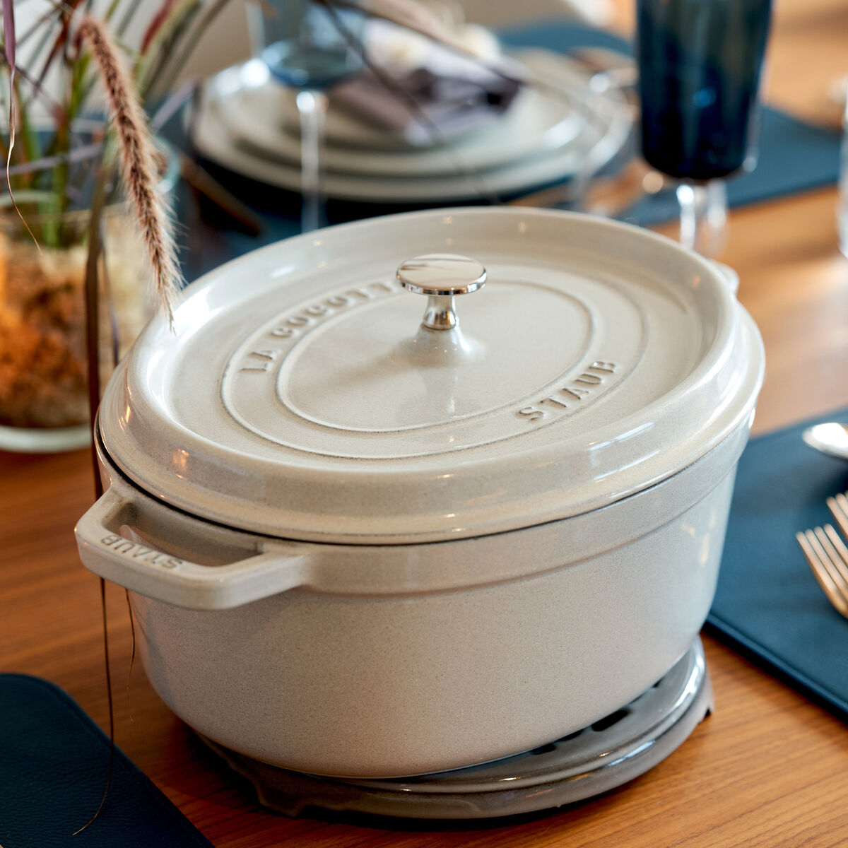 La Cocotte oval gjutjärnsgryta 27 cm / 3,2 liter, white truffle