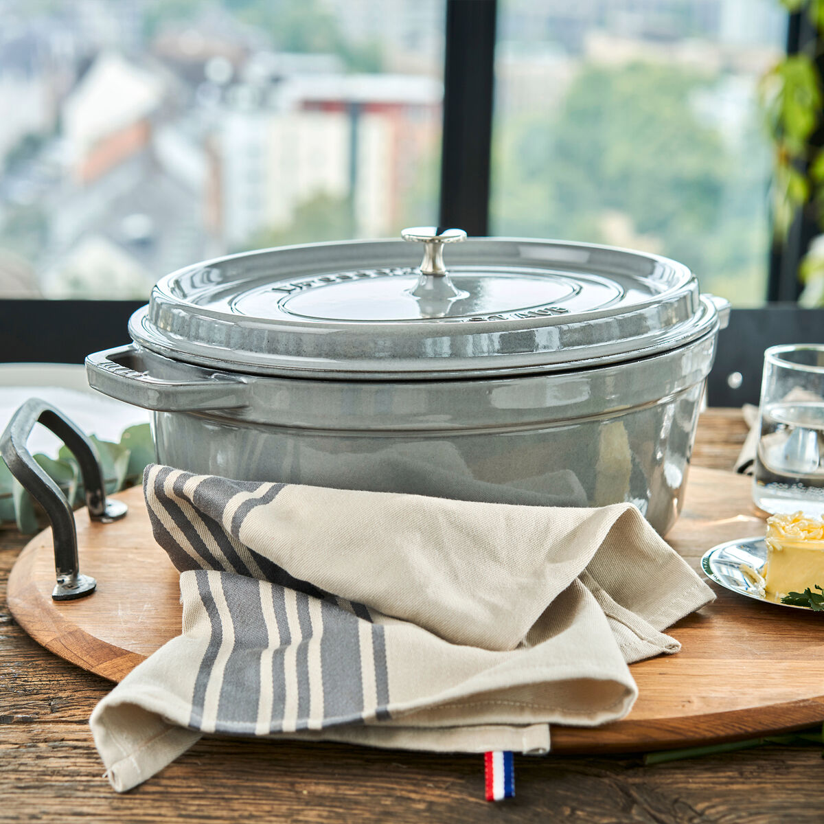 La Cocotte oval gjutjärnsgryta 8 liter, grafitgrå