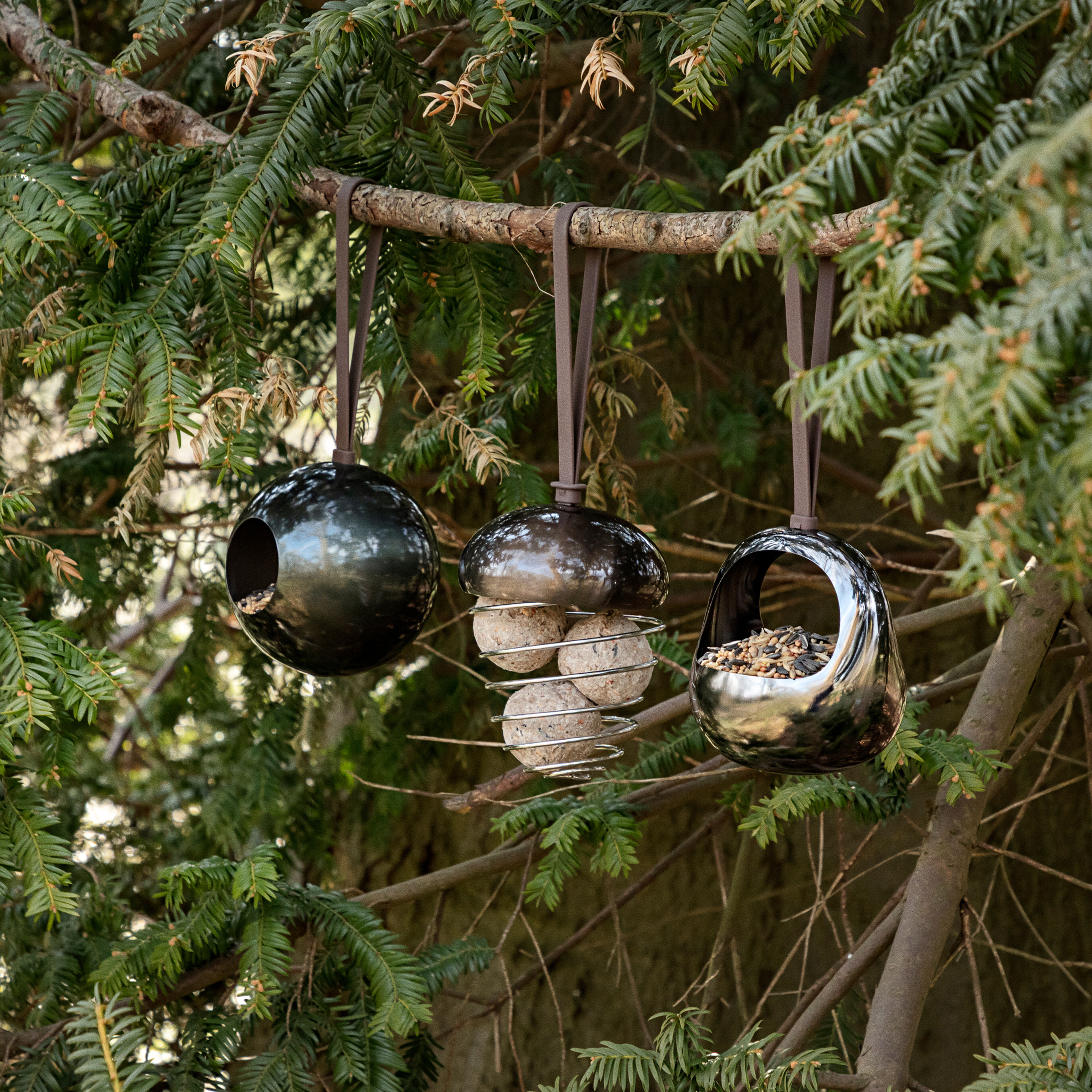 Ornament Korg fågelmatare 