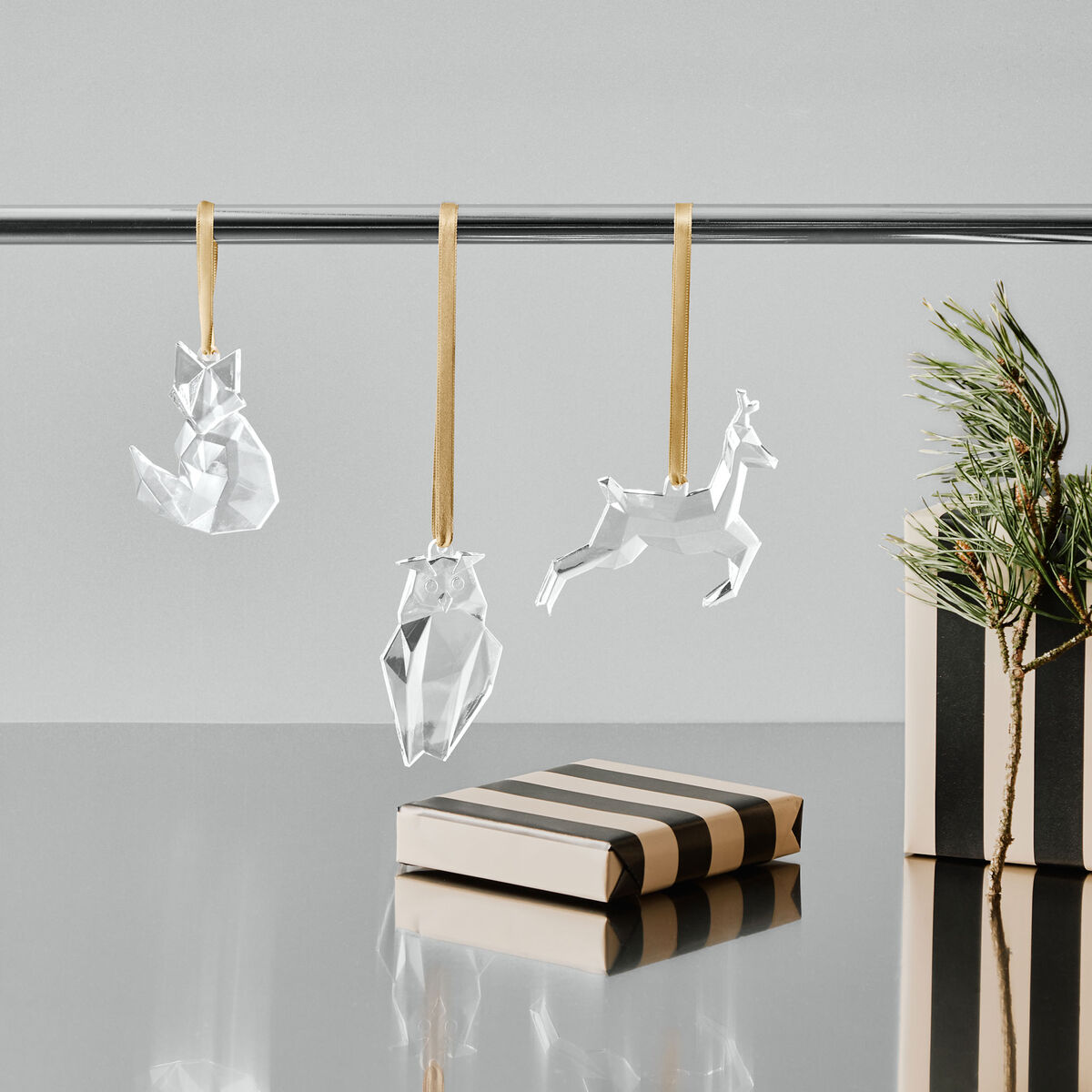 Holiday Ornaments uggla