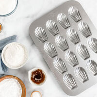 Bakform madeleinekakor 16 st, aluminiserat stål