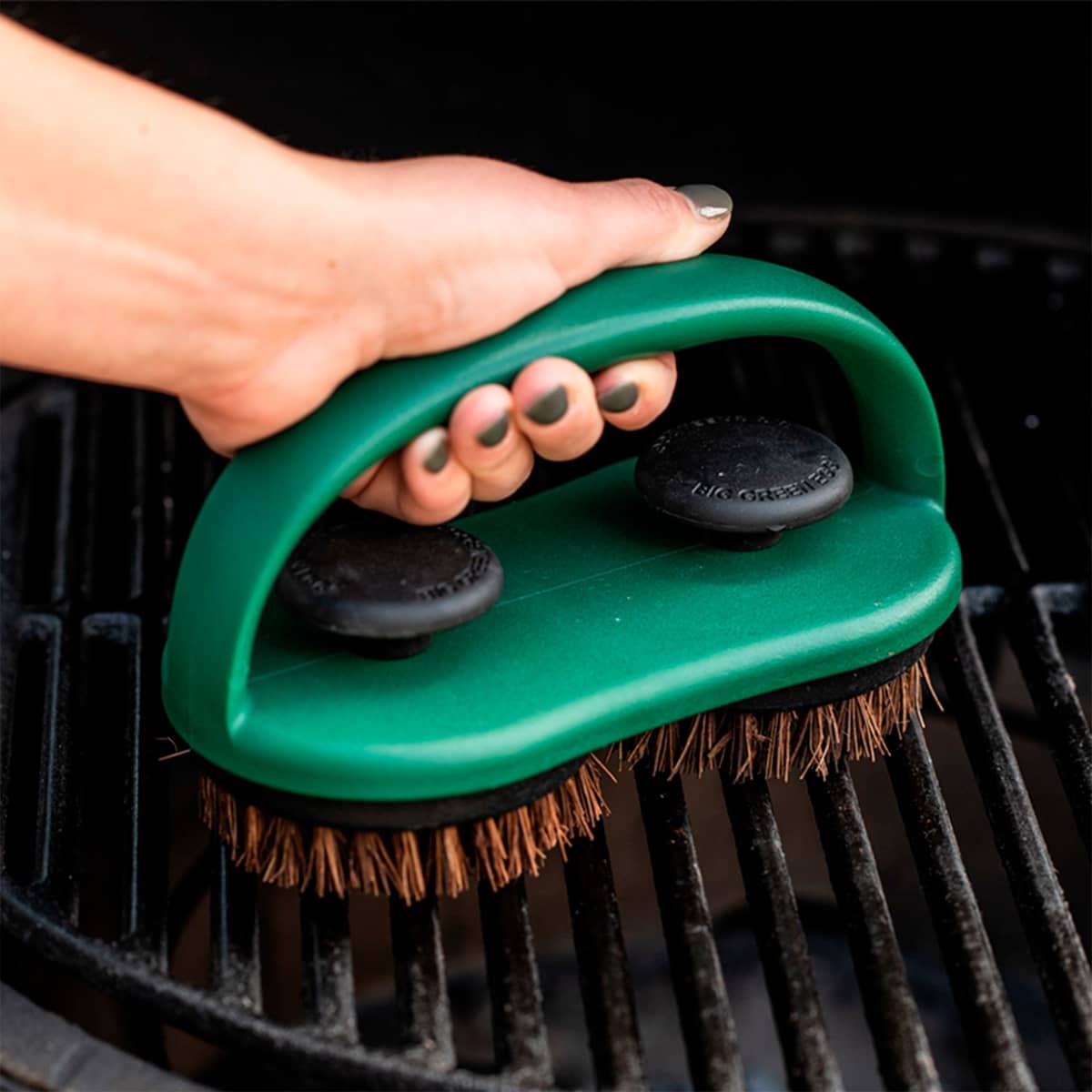 Dual brush grid scrubber grillbørste