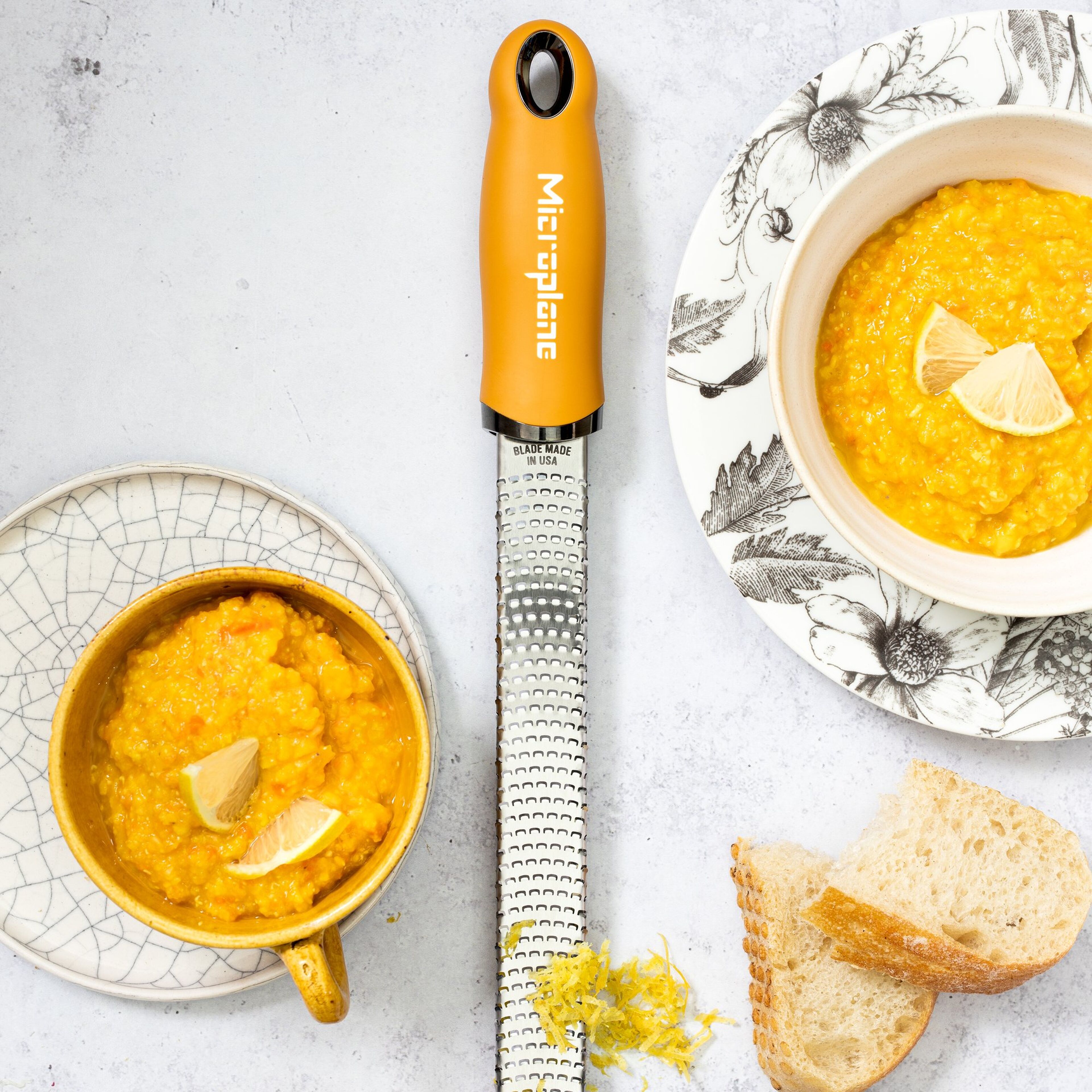 microplane-premium-classic-zester-moerk-gul-46623-55501-3