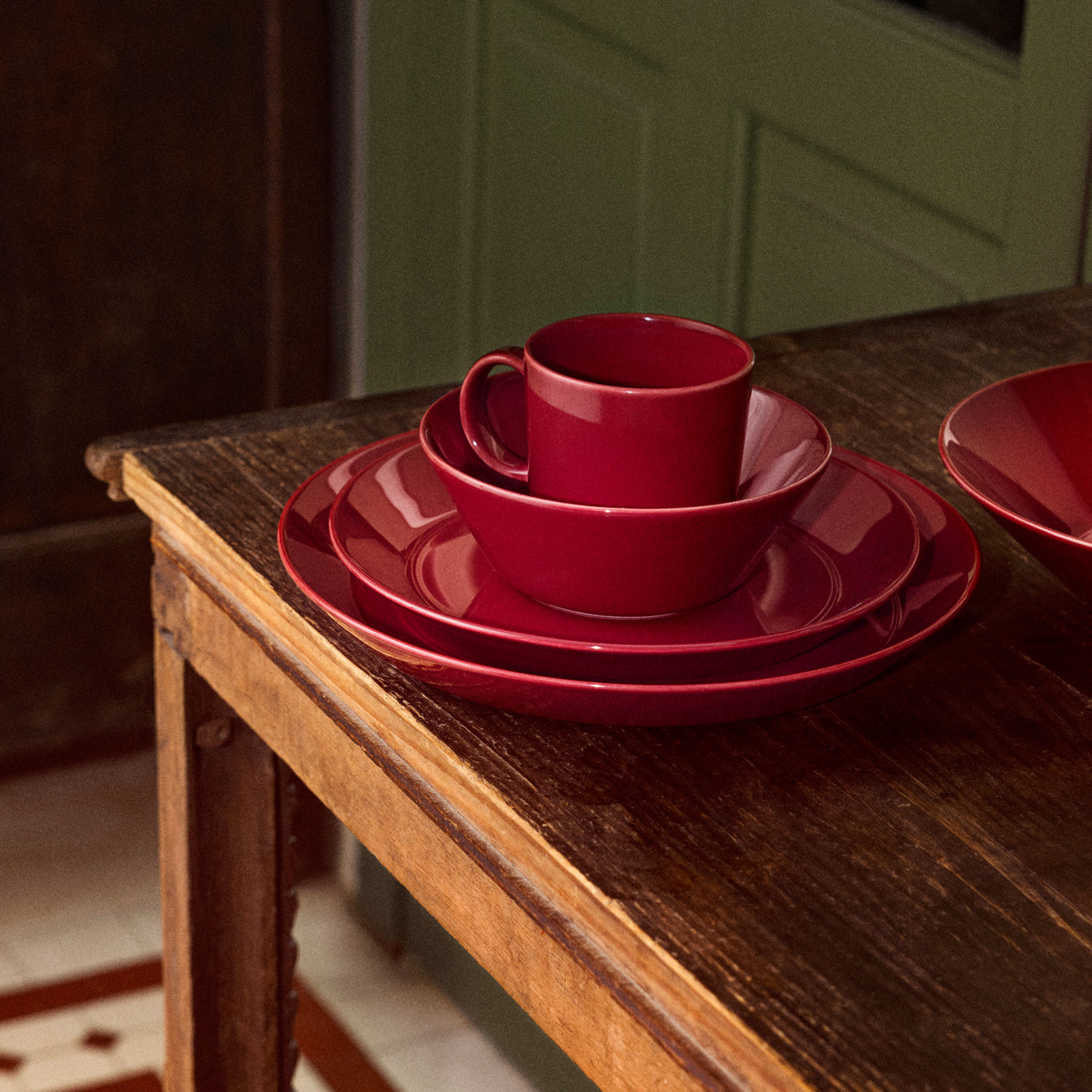 Teema Tallrik 17 cm, körsbär