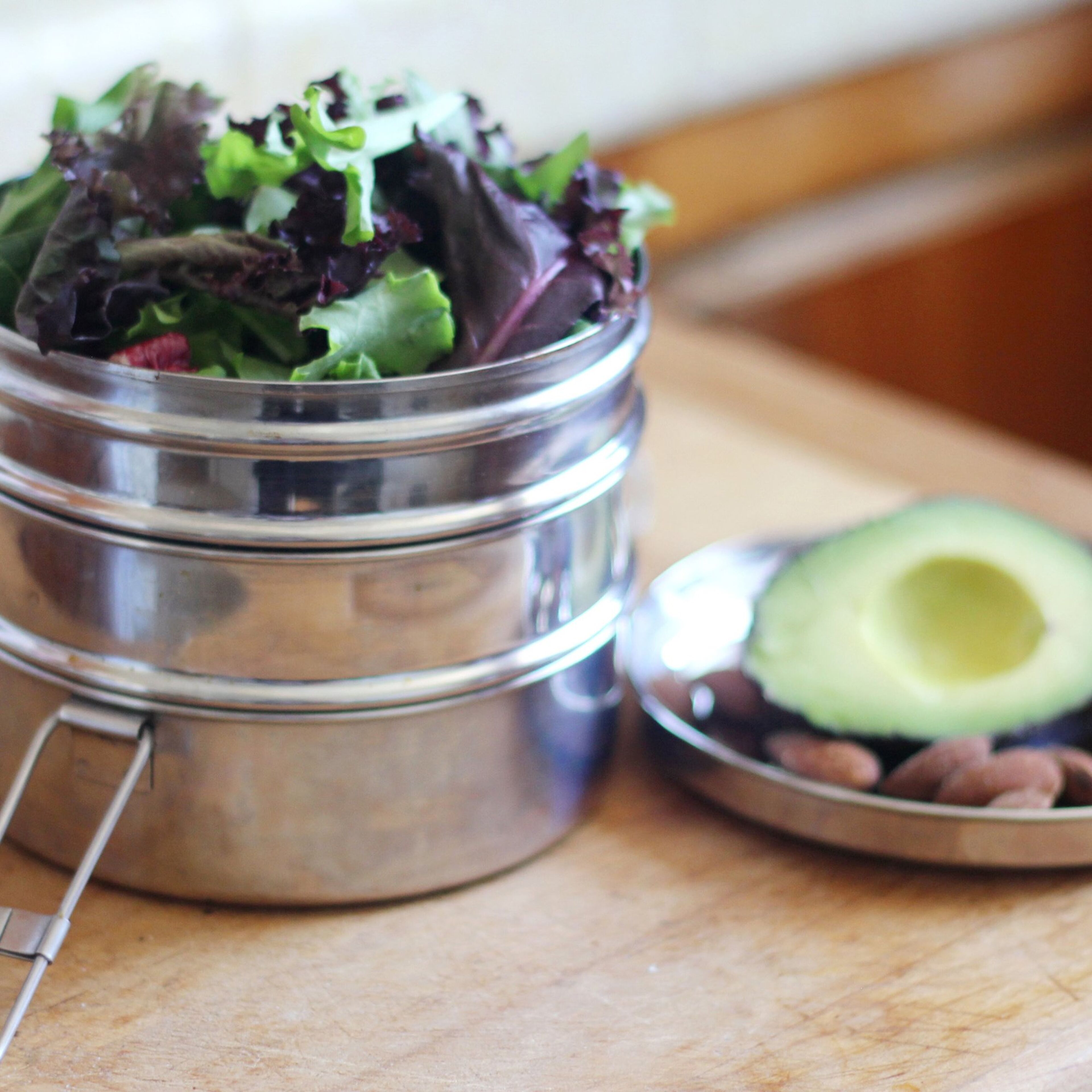 ecolunchbox-tri-bento-rund-tredelt-madkasse-a1-58667-3