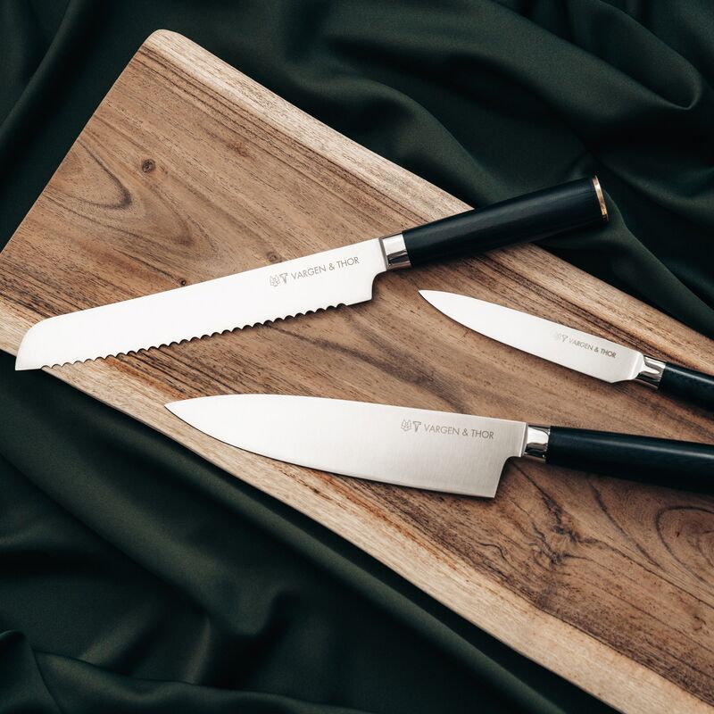 Knivset med Roy X, Roy Mini och Elmer