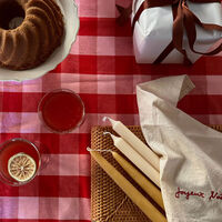 Paola dækkeserviet 330x145 cm, rød/lyserød