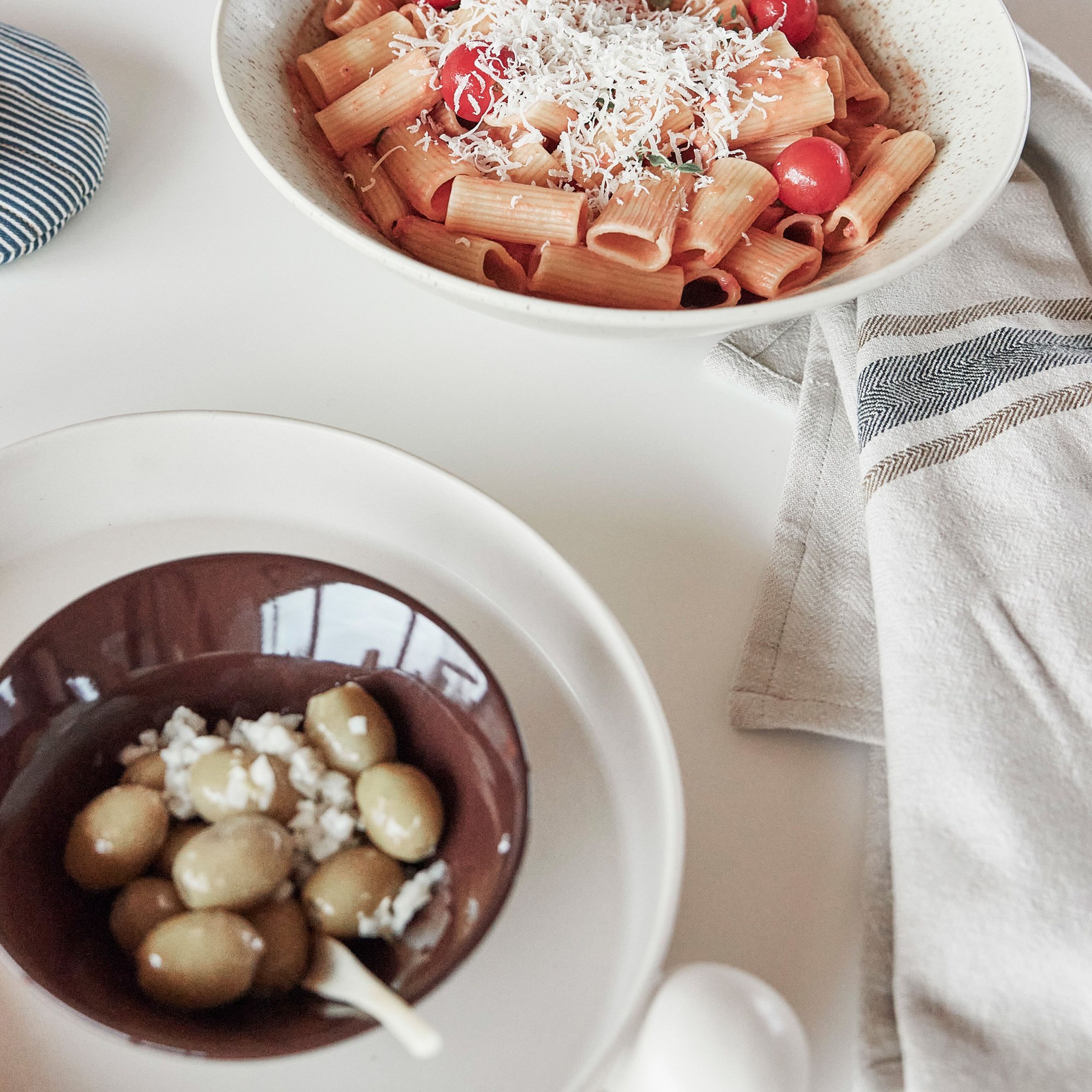 oyoy-linu-viskestykke-sort-2-stk-l301166-60874-2