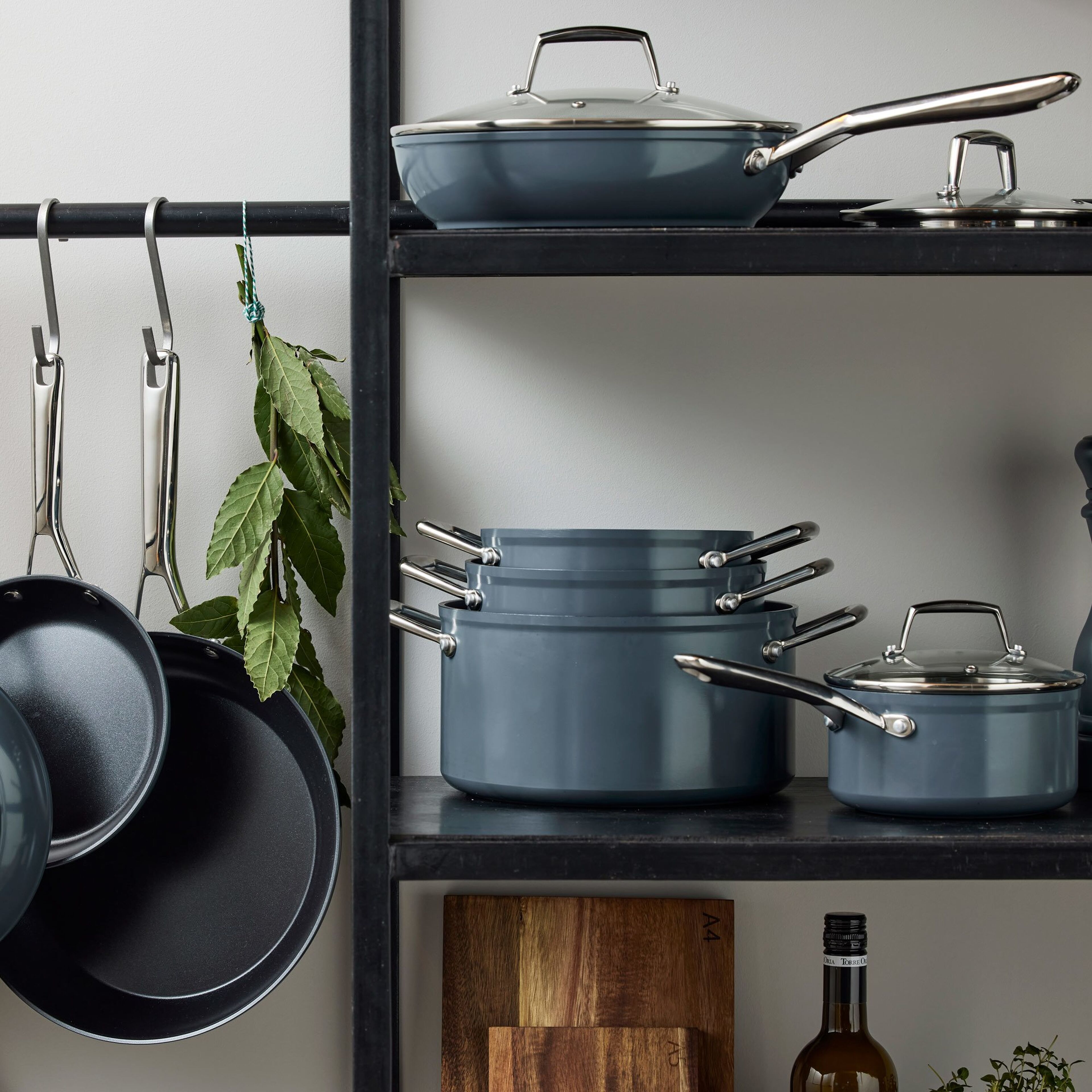 kitchenware-by-tareq-taylor-25441-55010-4