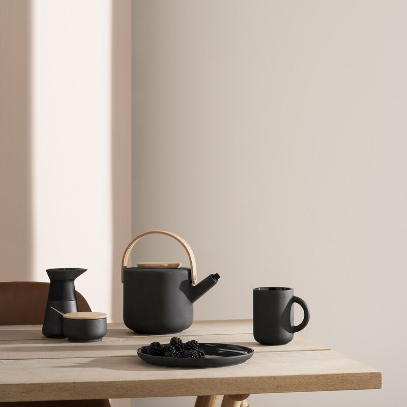 Theo sukkerskål, svart