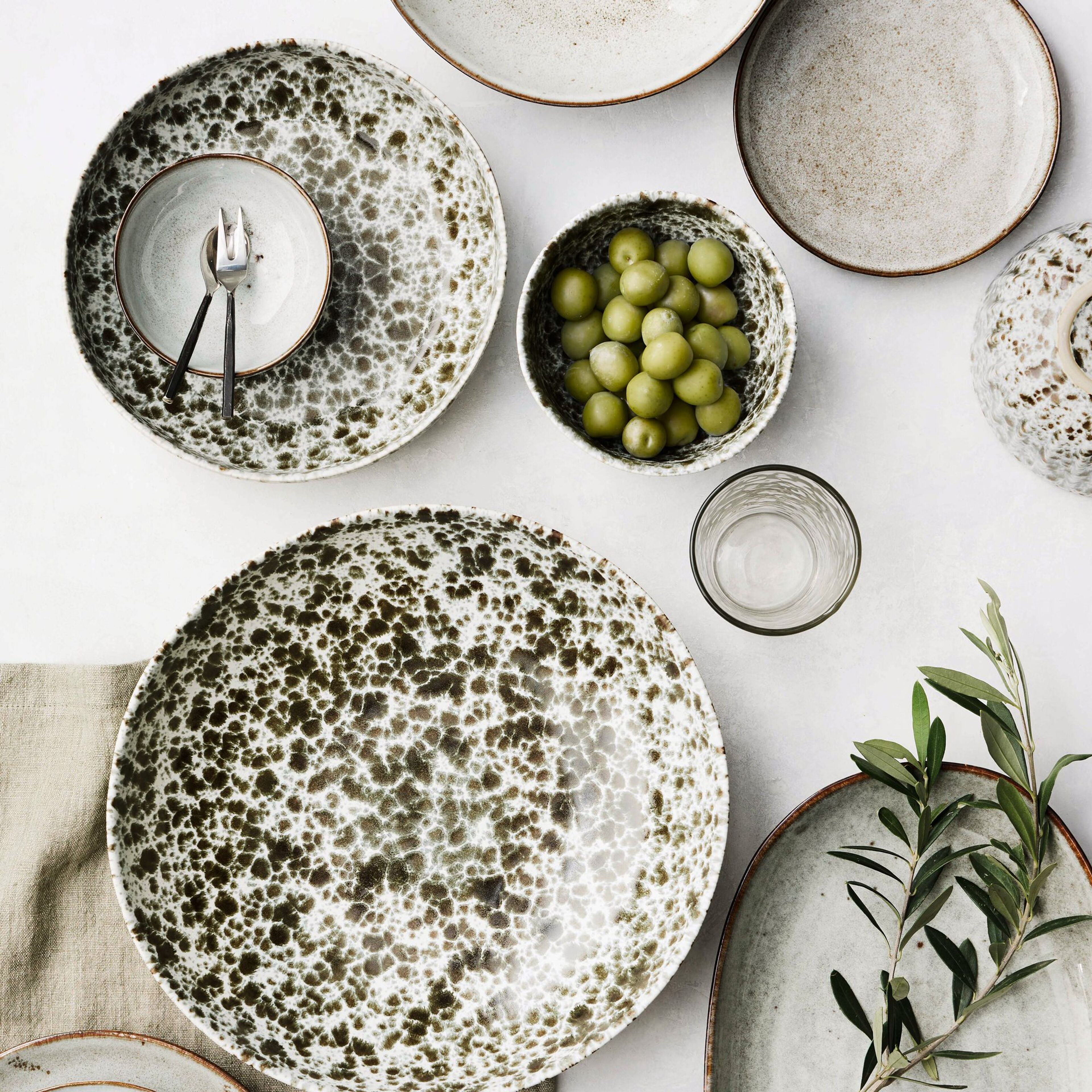 tell-me-more-rivoli-salatskaal-oe30-cm-green-splatter-422453-56769-3