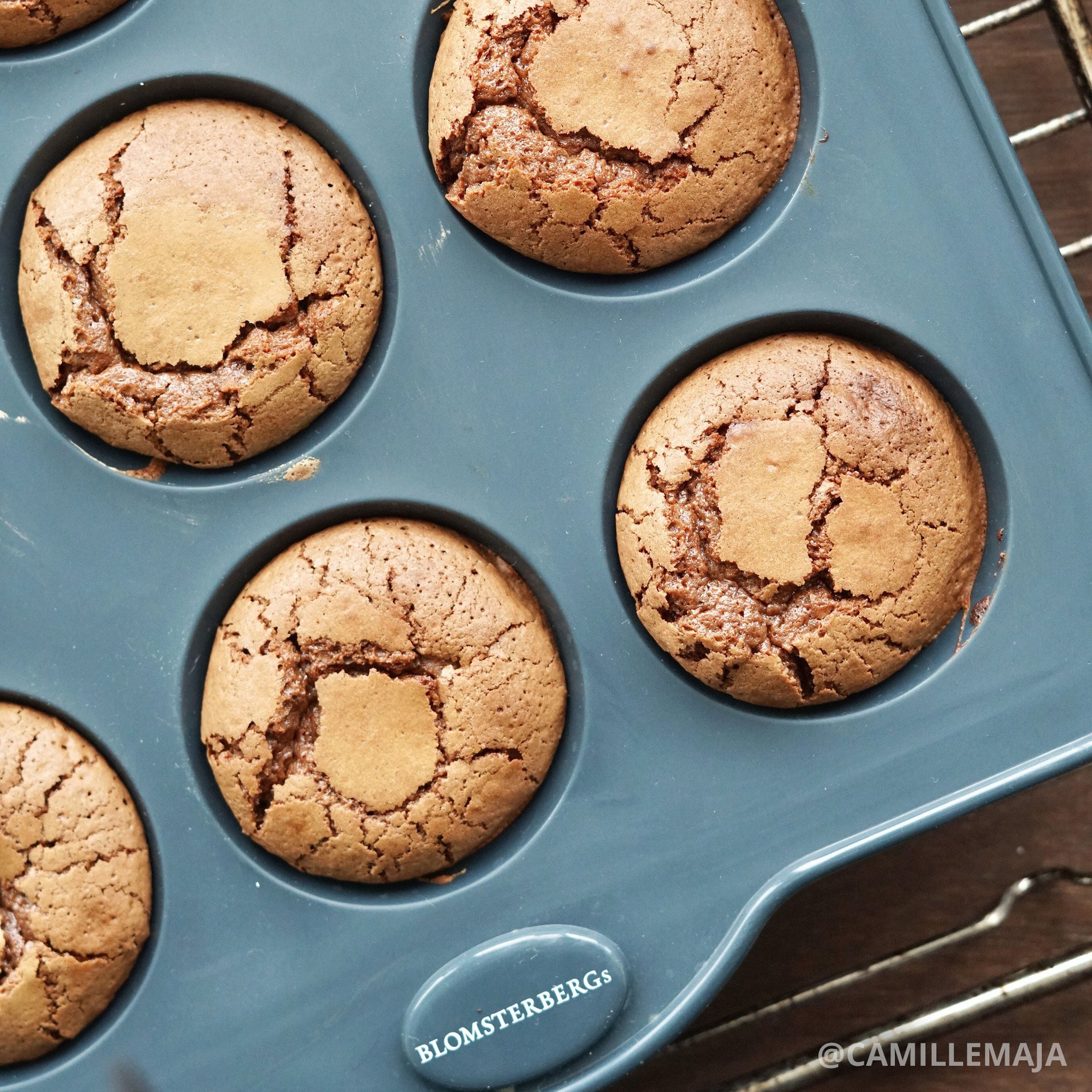 blomsterbergs-muffinsform-12-stk-graa-silikone-225092-9248-2