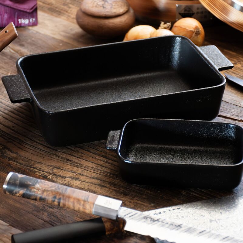 Uunivuoka 37 cm, musta