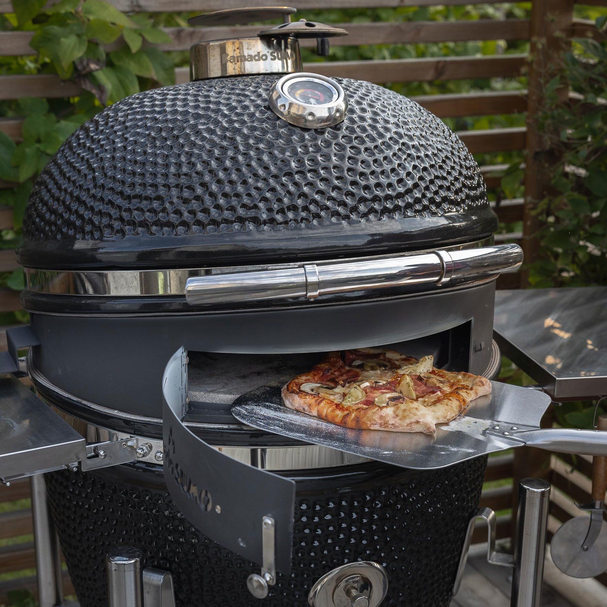 Alternativ bild 1 för Kamado Sumo Grillmästarens Rotisserie & Pizzaugn