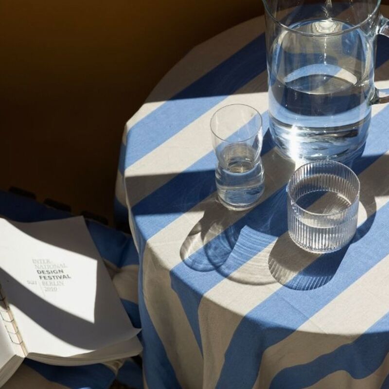 Franka bordsduk 180x145 cm, blå/aprikos