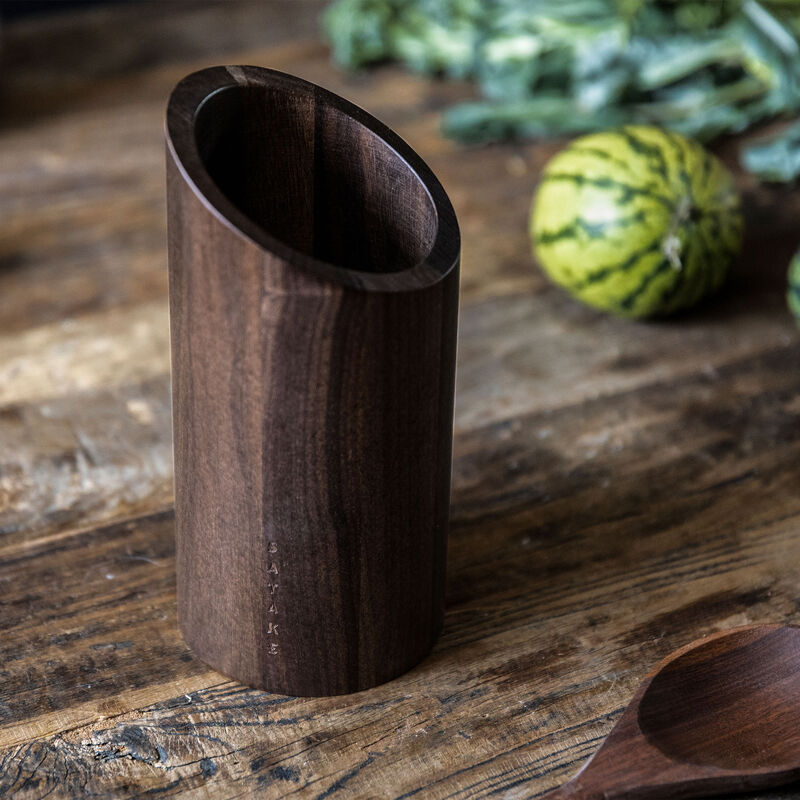 Redskapsställ, valnöt