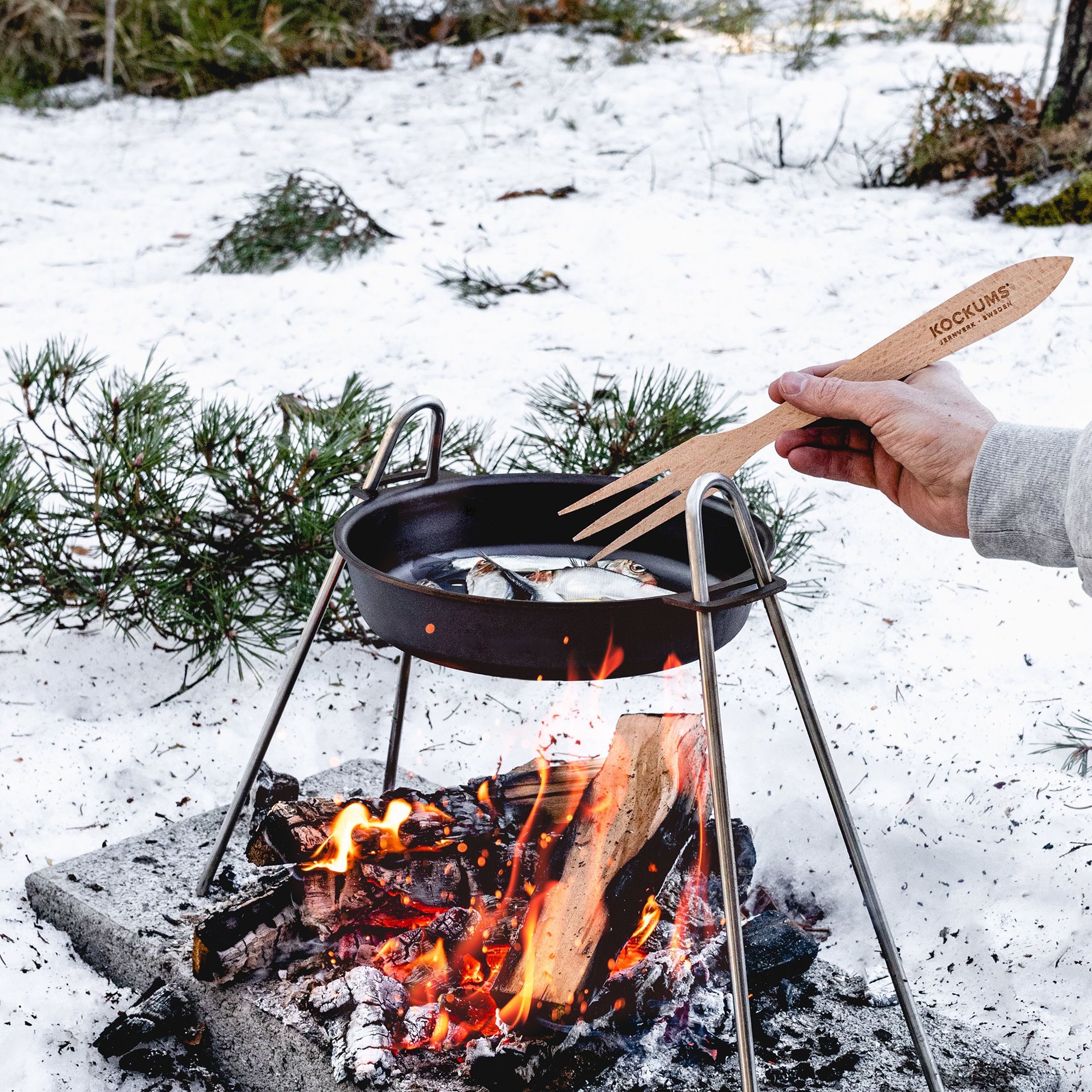 kockums-jernverk-perforeret-grillform-30-cm-kulstofstaal-fper30-080-54600-4