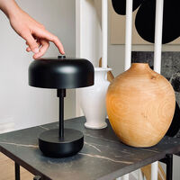 Haipot genopladelig LED bordlampe, sort