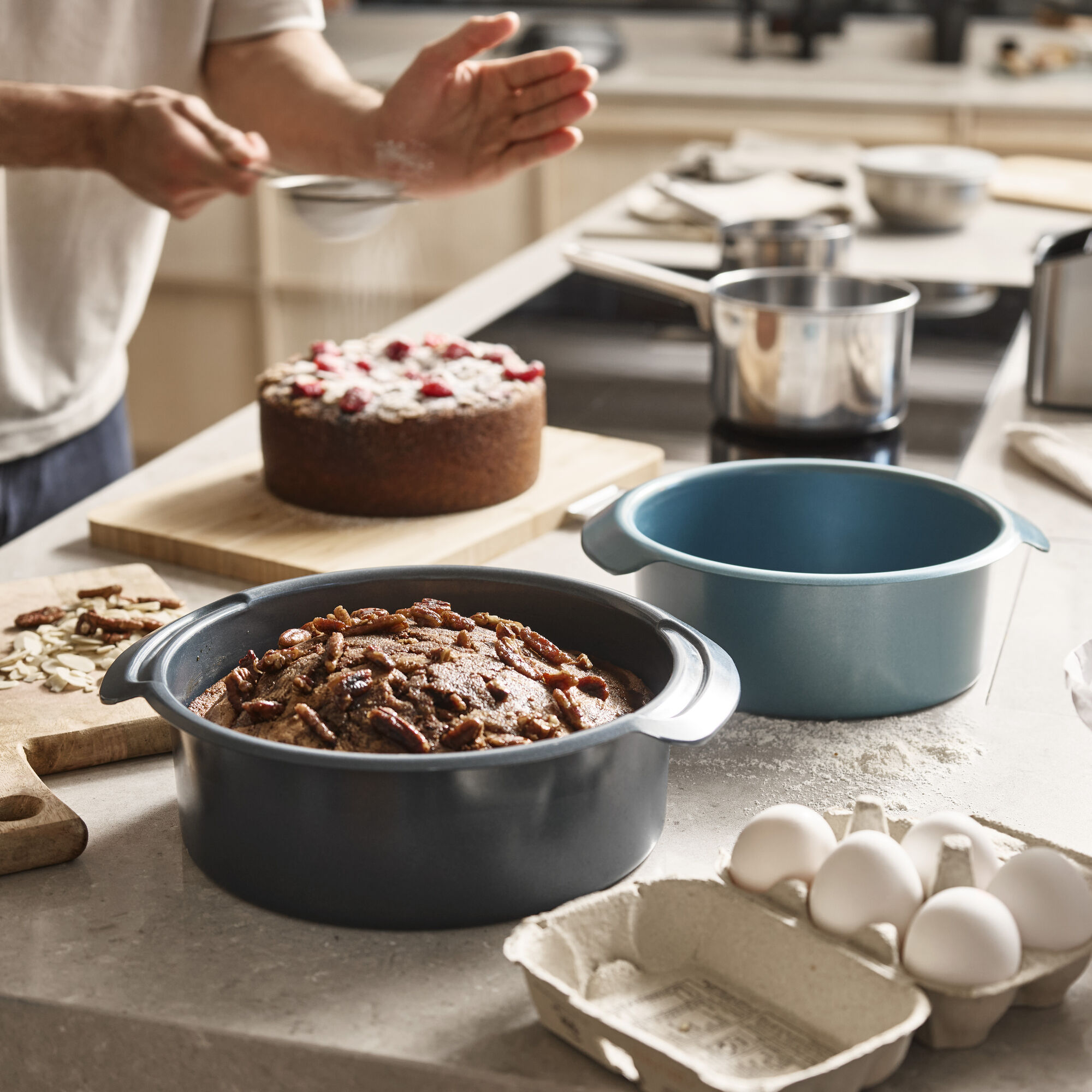 Joseph Joseph Nest Bake pyöreät kakkuvuoat, 20 + 23 cm