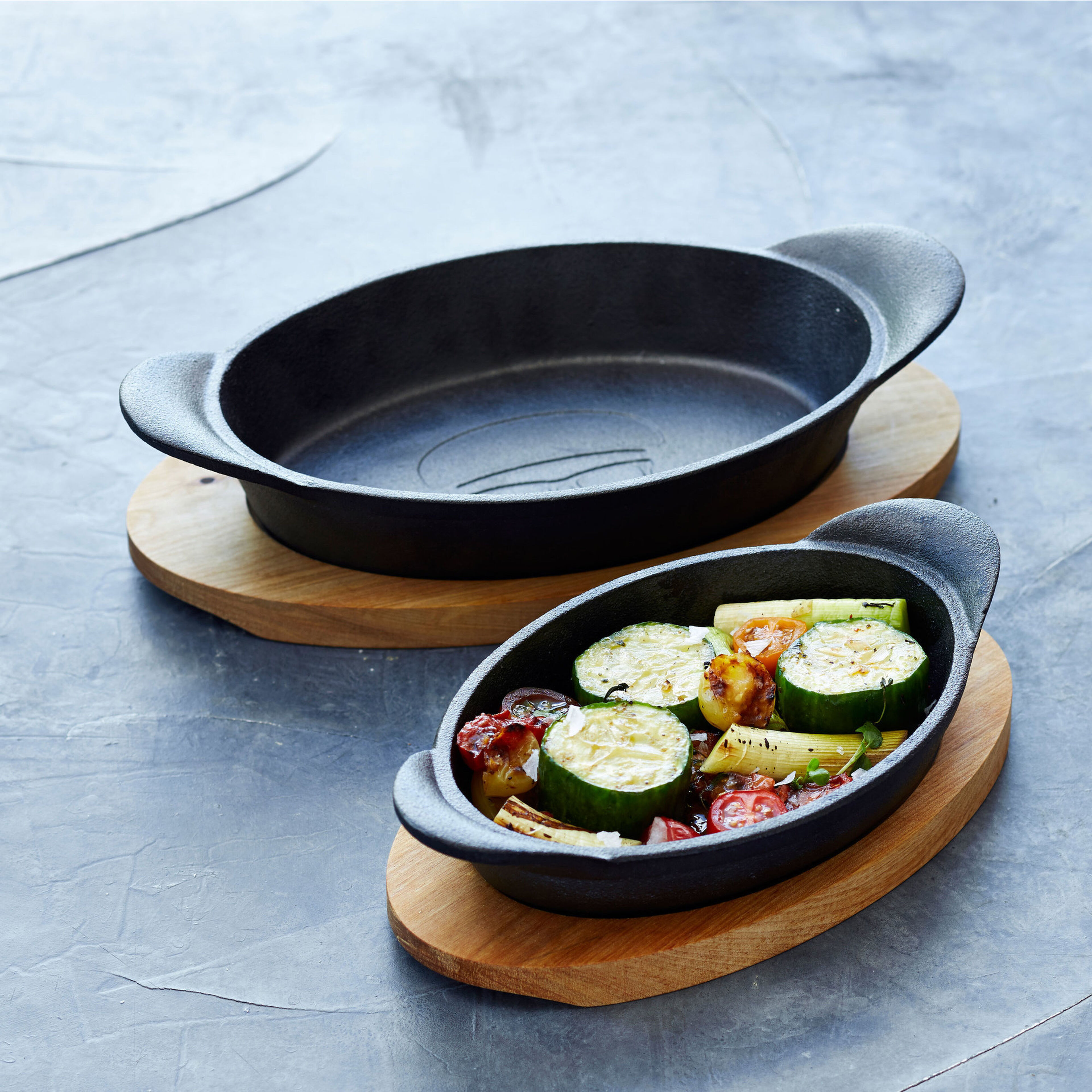 holm-fad-tallerken-stoebejern-21x15x4-cm-200369-9034-3