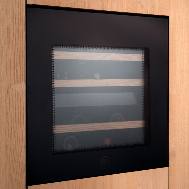 Modern Series integrert vinskap, svart