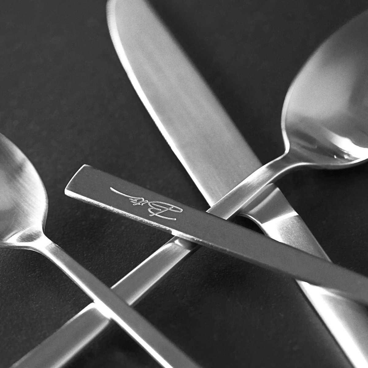 Ruokailuvälineet, 16 osaa - matta teräs