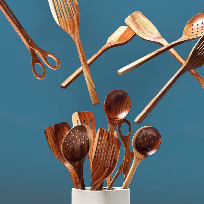 Hulske dyb, large, akacietræ