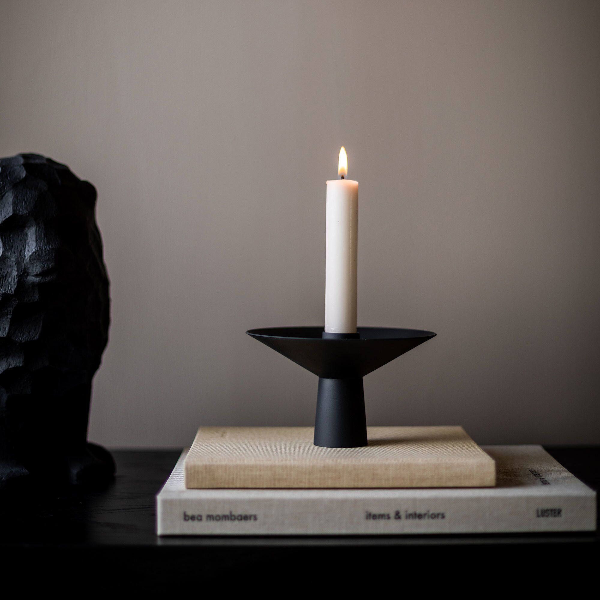 Alternativ bild 1 för Cooee Design Uma Candle ljusstake, black