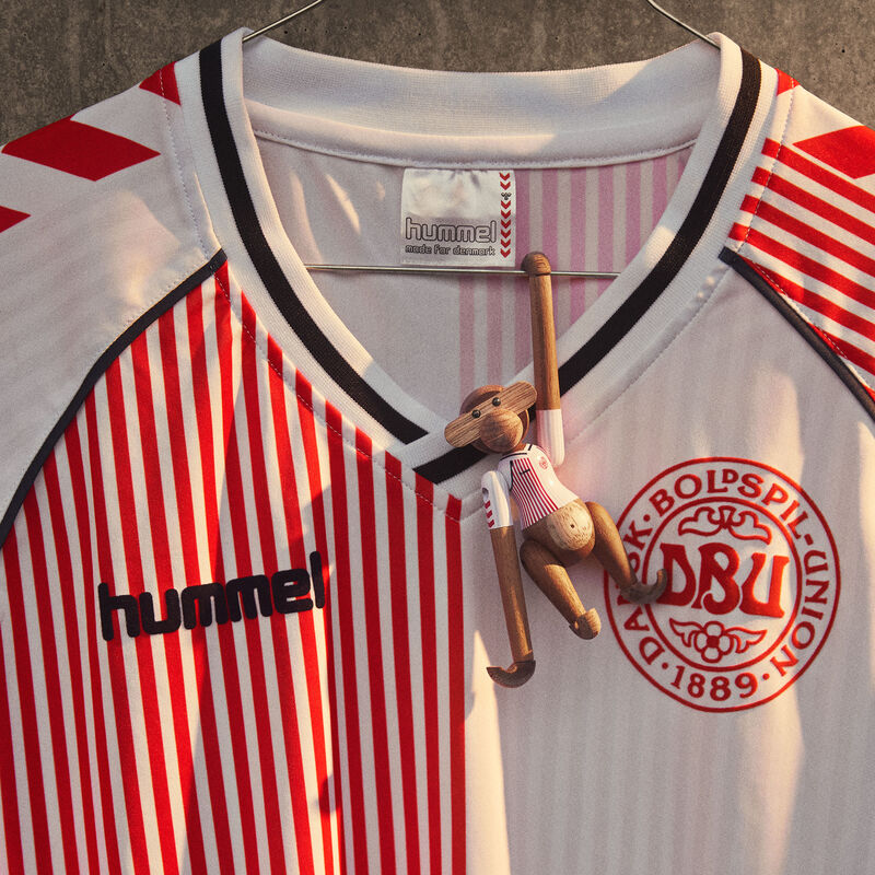 Kay Bojesen Abe × DBU 86 Away mini, teak/limba