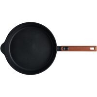 Woll Eco Logic QXR sautépanne 28 cm med avtagbart trehåndtak