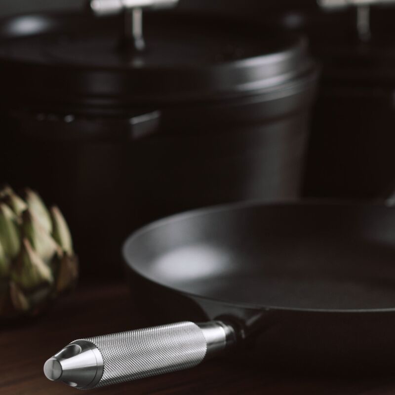 Buster+Punch stekepanne rund 28 cm, stålhåndtak