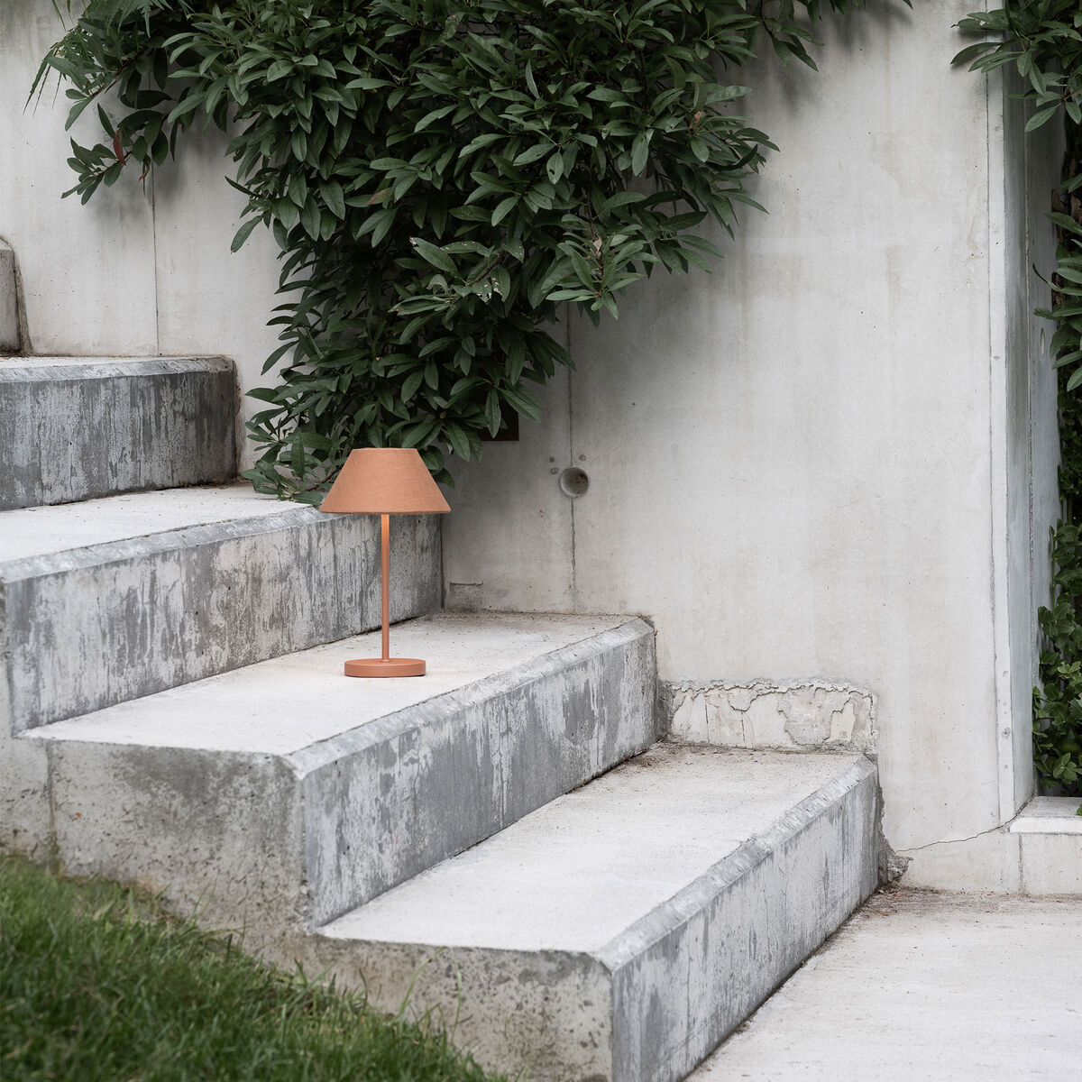 Teya Portabel bordlampe, terracotta